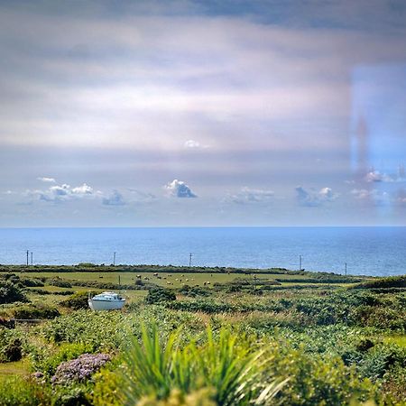 Finest Retreats - The Watchtower At Western Watch Lower Boscaswell Екстер'єр фото